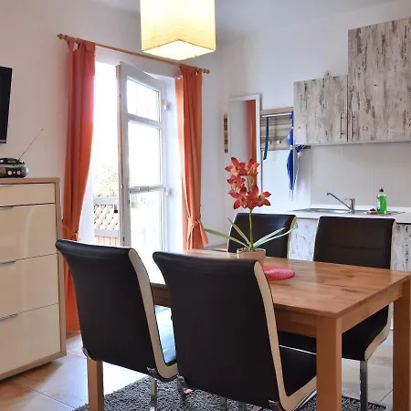 Apartment Beautiful In With Terrace Nienhagen